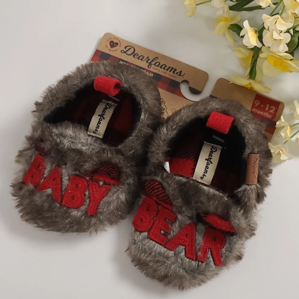 Dearfoams NWT Baby Bear Slippers 9-12 months